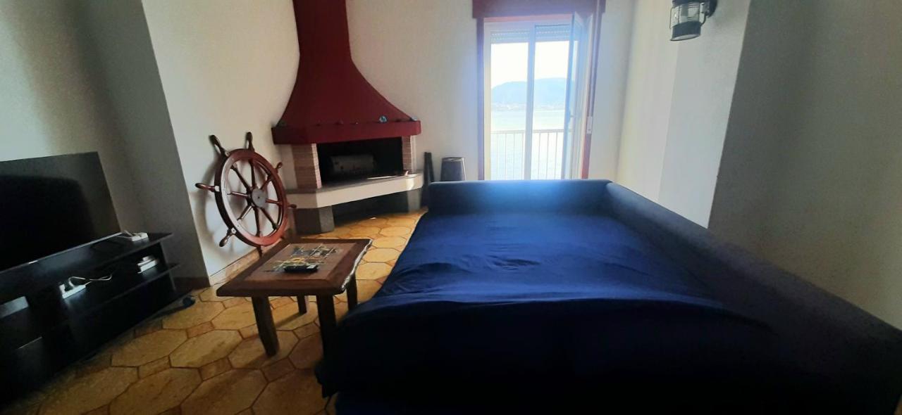 Castello Apartment Bacoli Luaran gambar