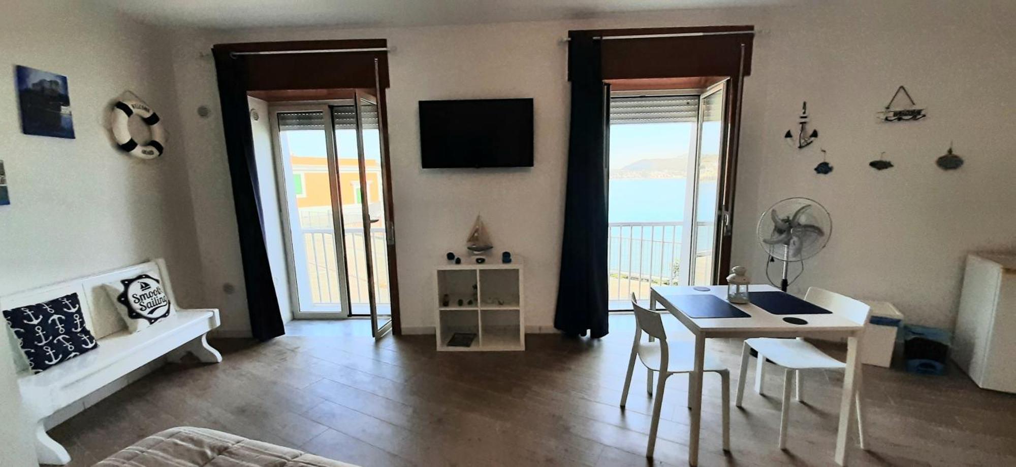 Castello Apartment Bacoli Luaran gambar